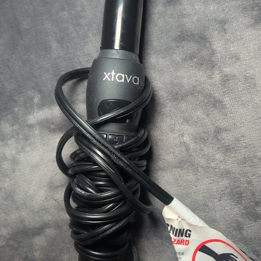 Xtava Satin Wave Curling Wand Ceramic Tapered 1-0.5 Inch Black XTV020039PRD
